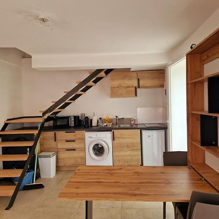 Bel Appartement Duplex Ventabren Exterior photo